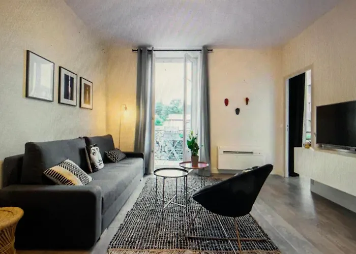 T2 Neuf Clim Balcon Garibaldi Acropolis