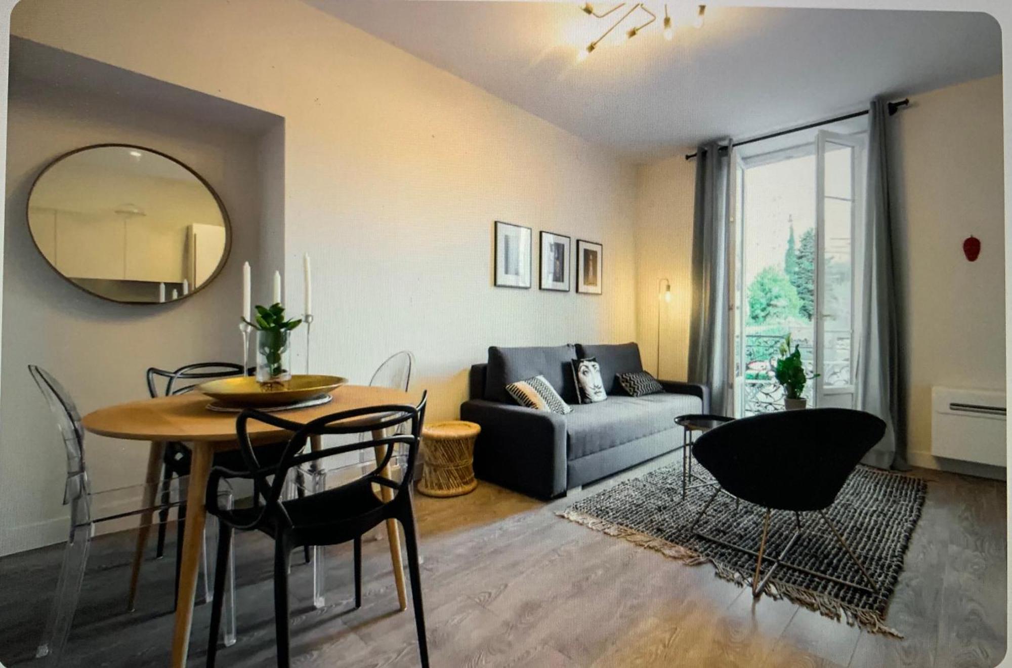 T2 Neuf Clim Balcon Garibaldi Acropolis *