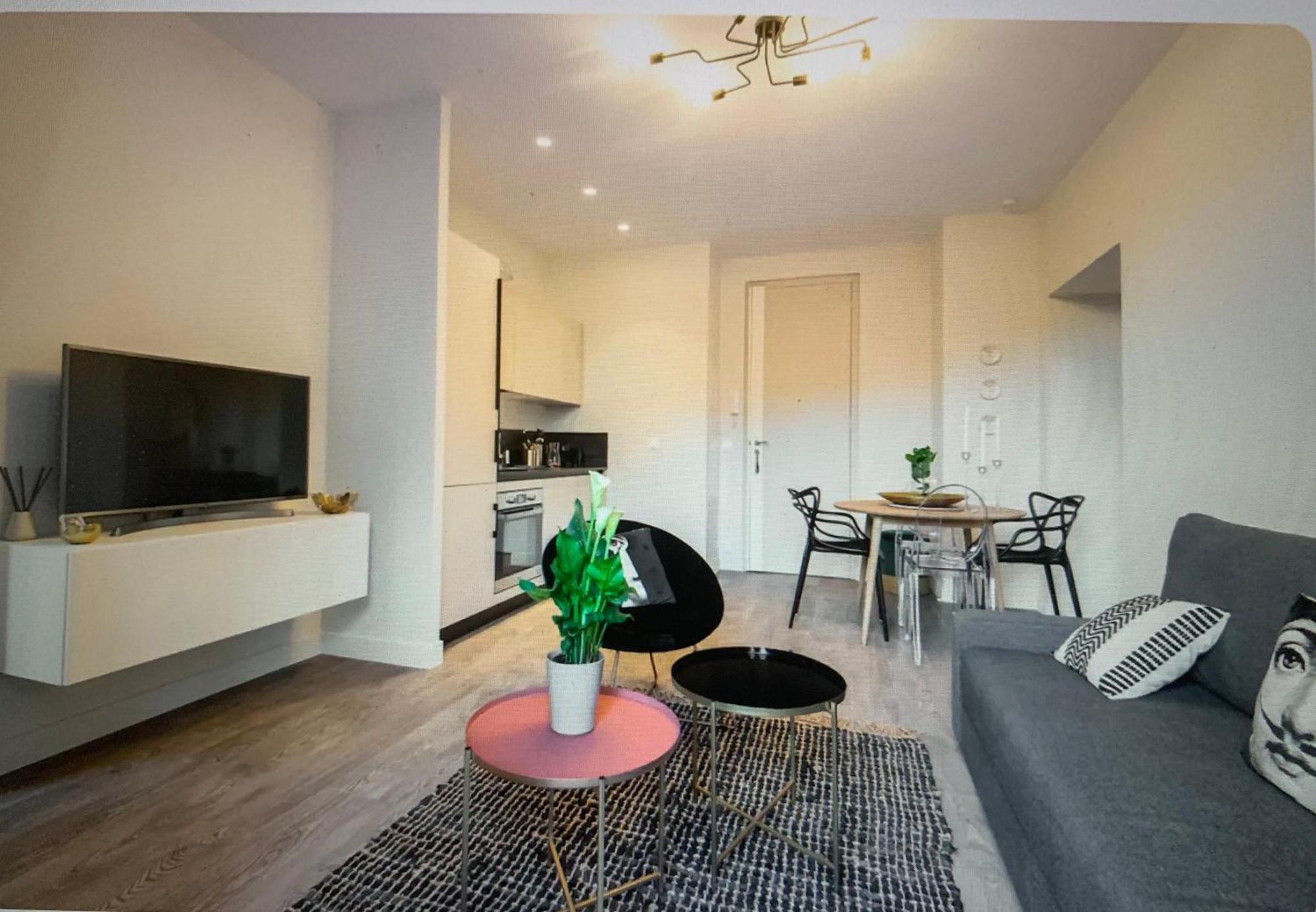 T2 Neuf Clim Balcon Garibaldi Acropolis Apartment